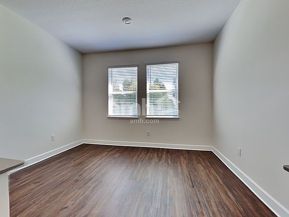 5th image of 1107 Walden Pond Dr