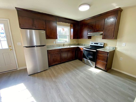 5th image of 808 Arlington Rd #B