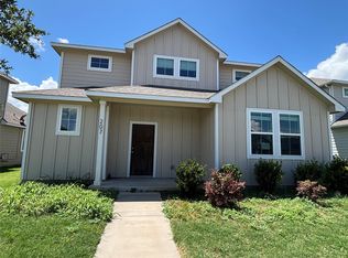207 Whisper Rill Dr, Hutto, TX 78634