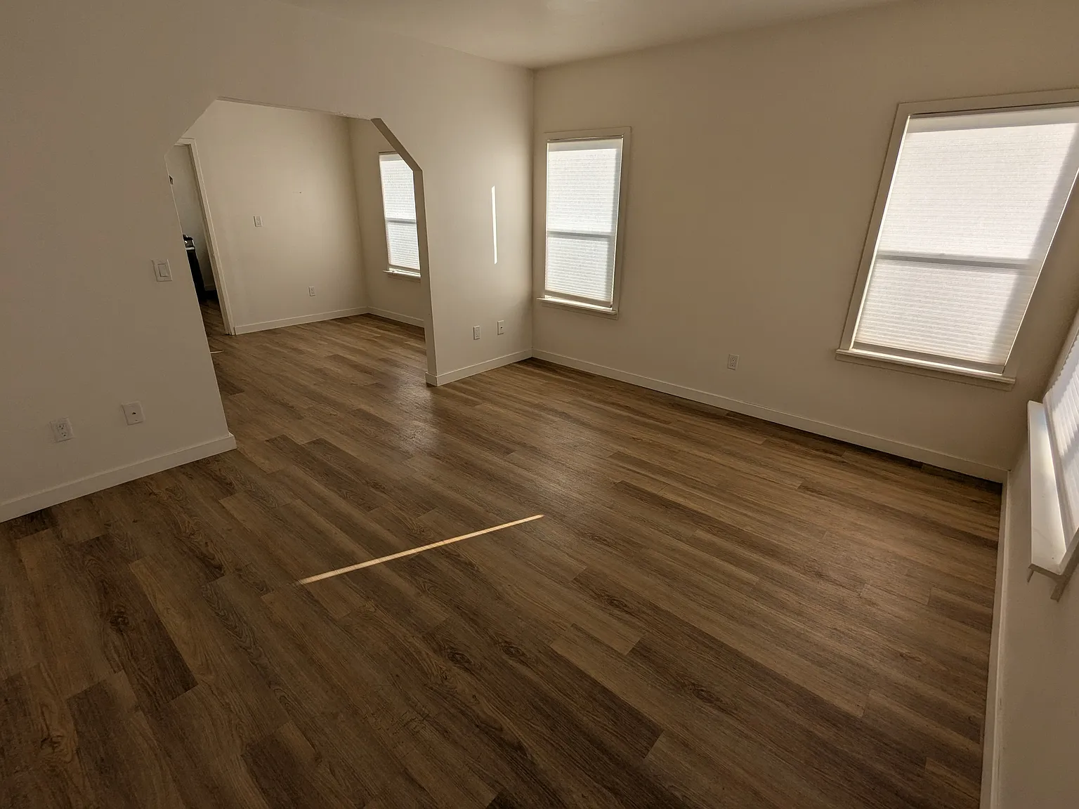 2 bed, $1,895 — Photo 2
