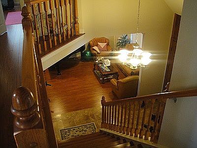 4th image of 18315 Parkvalle Ave