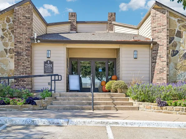 Pinehurst Place Apartments