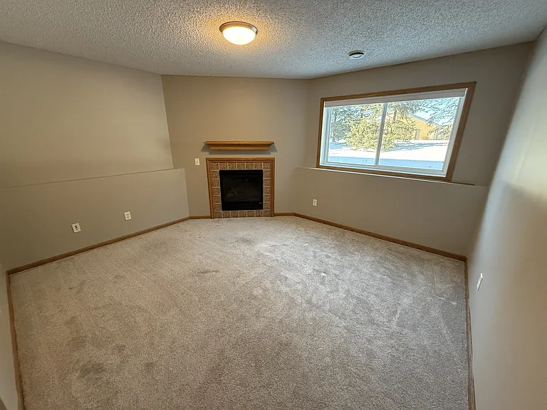10530 Pond Curv — Photo 12