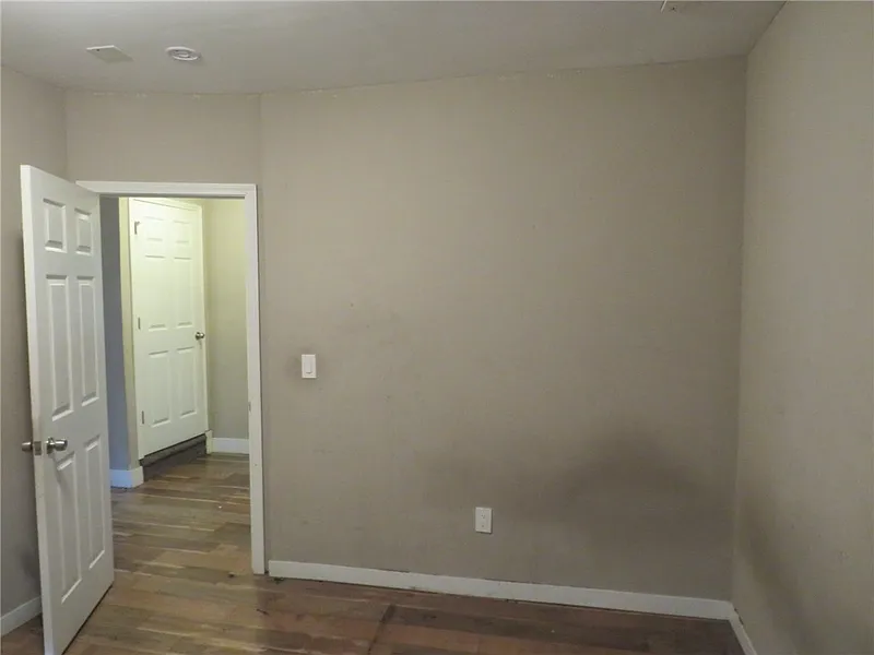 Thumbnail 18