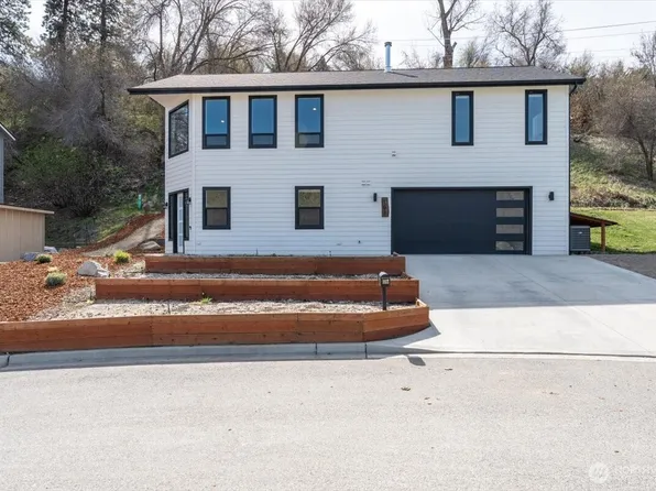 103 Hassan Street, Cashmere, WA 98815