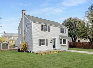 610 Amosland Rd, Morton, PA 19070