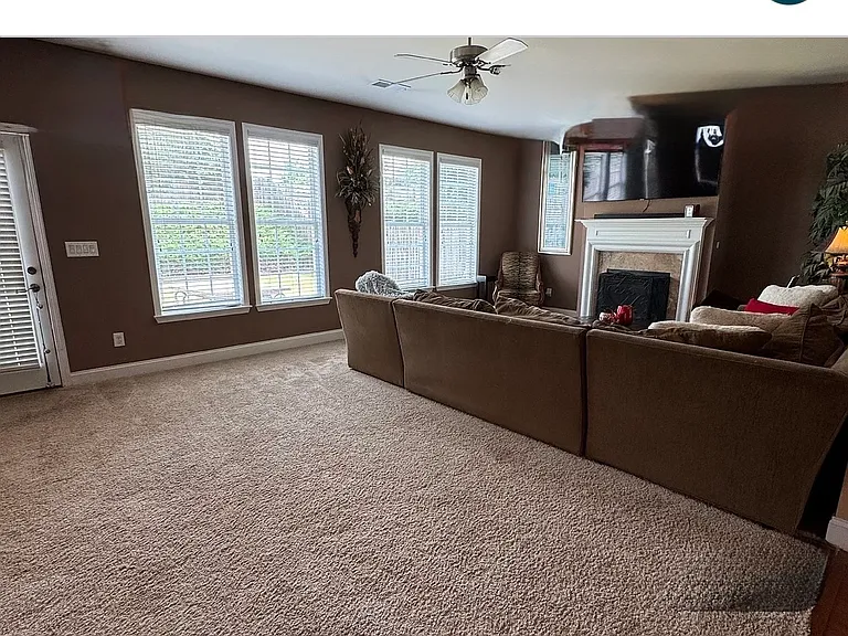 3320 Pebble Ridge Ln — Photo 5