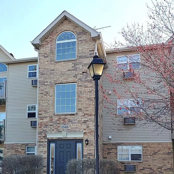 1545 W Crystal Rock Ct #3D