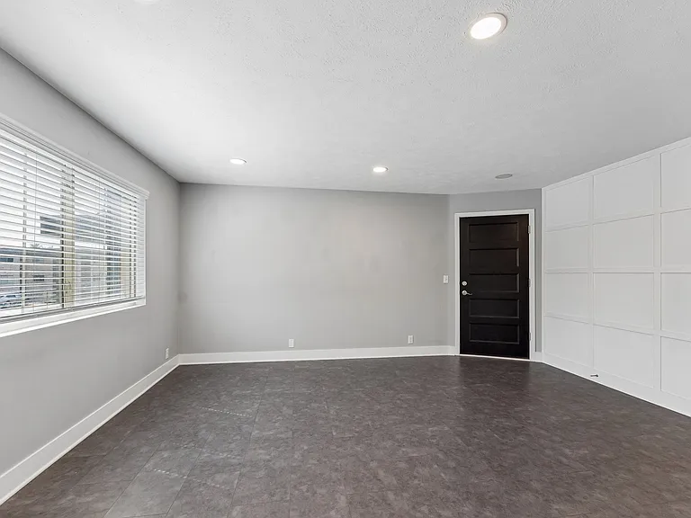 4702 Wakeley St #4 — Photo 28