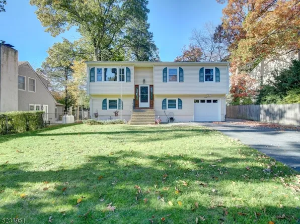 20 Ellen Dr, Rockaway Twp., NJ 07866