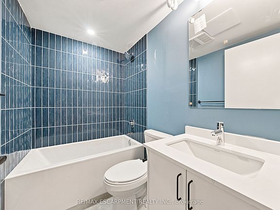 5th image of 325 James St S #224