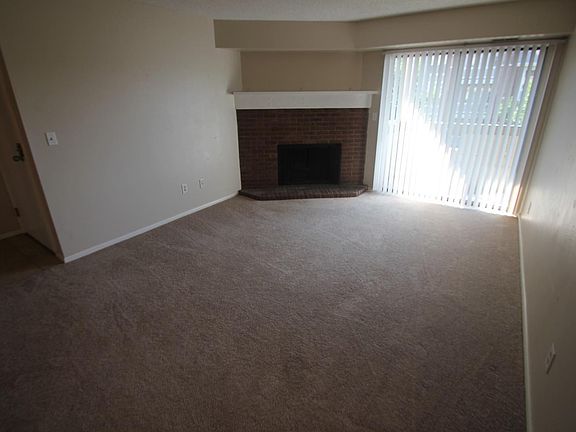 3rd image of 14226 E 1st Dr APT B10