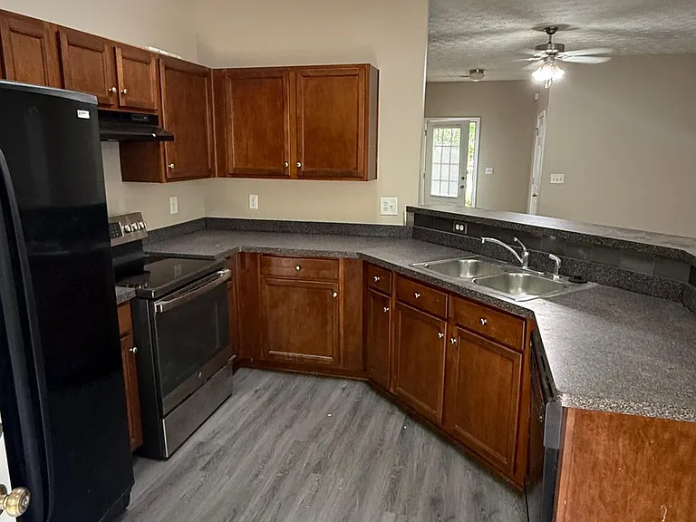 518 Oakside Pl — Photo 25