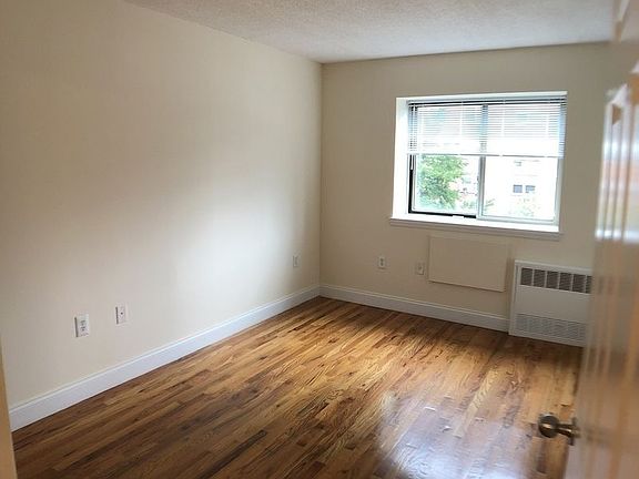 4th image of 3880 Orloff Ave APT 6N