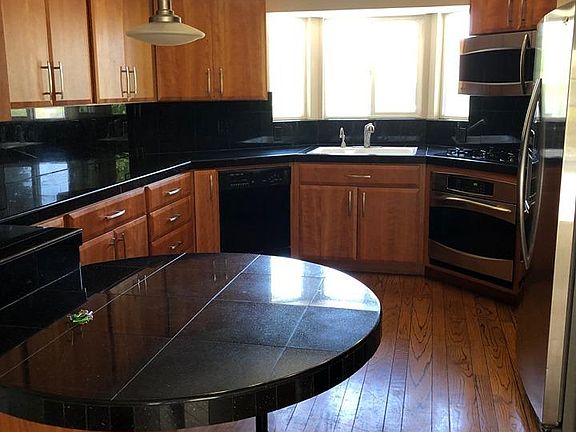 2nd image of 15833 Del Cerro Ct