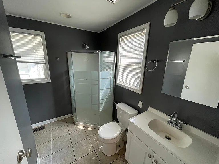 1627 Blaine Ave — Photo 54