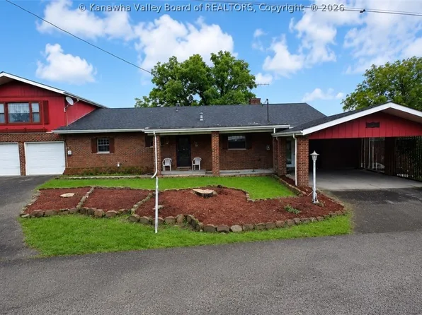413 Green Acres Cir, Spencer, WV 25276