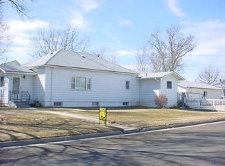 700 W 4th St, Julesburg, CO 80737