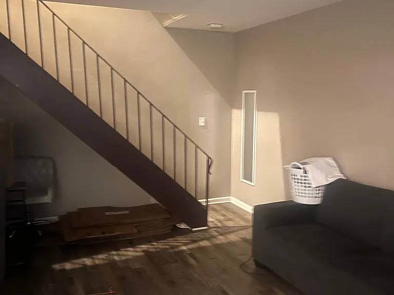 1270 Prairie Ave #C — Photo 2