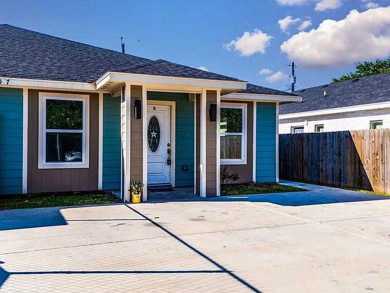 2107 Carlos Ave #A — Photo 29