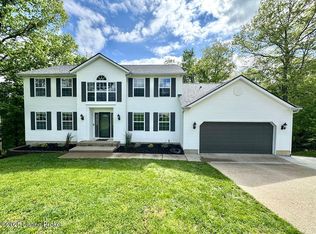 353 Scenic View Dr, Mount Washington, KY 40047