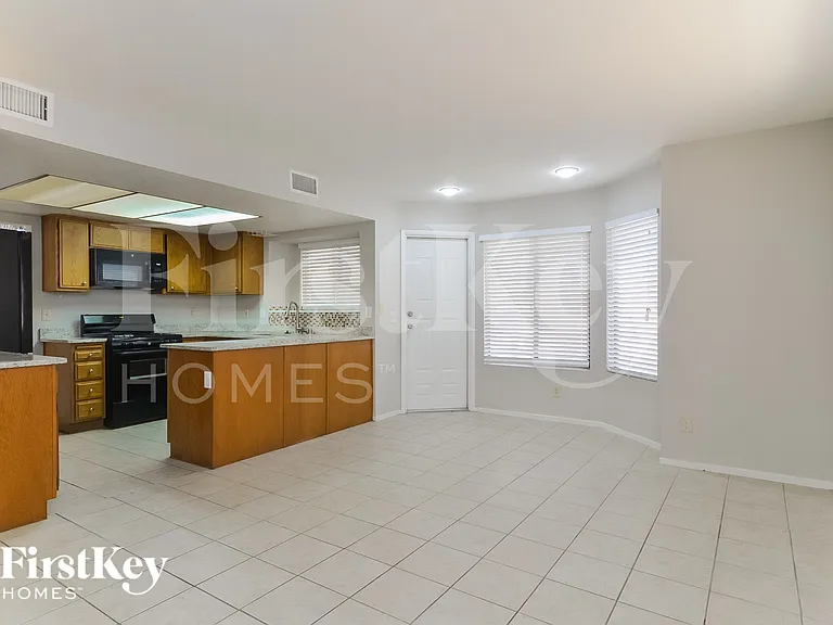 7034 Rusty Nail Way — Photo 7