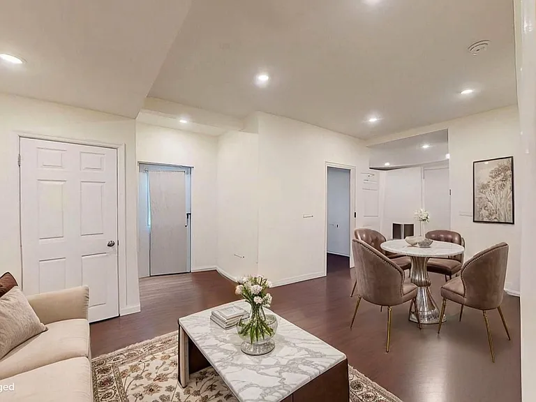 861 28th Ave N #1 — Photo 3