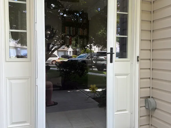 2907 Greenspire Ct, Toms River, NJ 08755