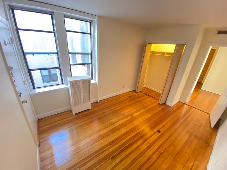 1138 Commonwealth Ave — Photo 22