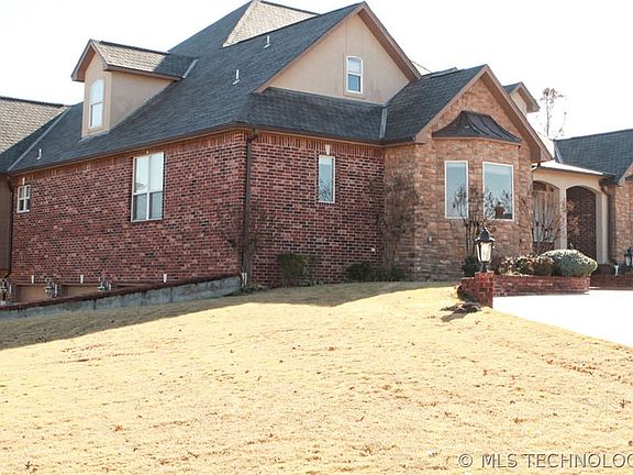 2nd image of 8811 Highland Dr