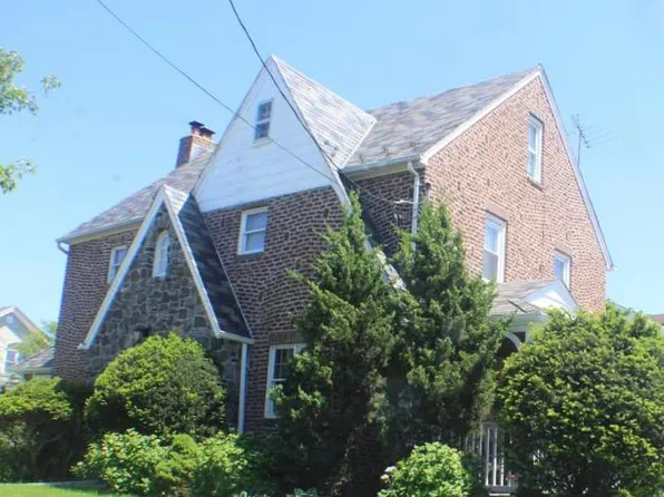 13105 Newport Ave, Rockaway Park, NY 11694