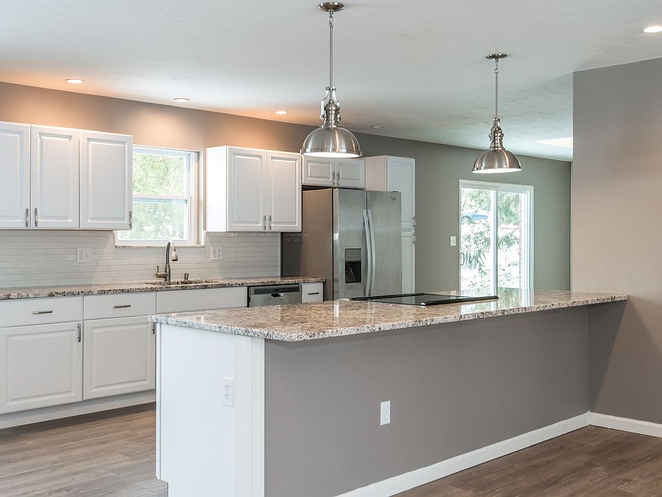 1st image of 4811 Rushwood Cir