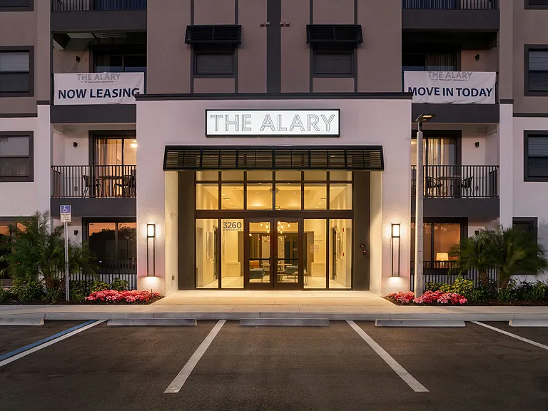 The Alary — Photo 1