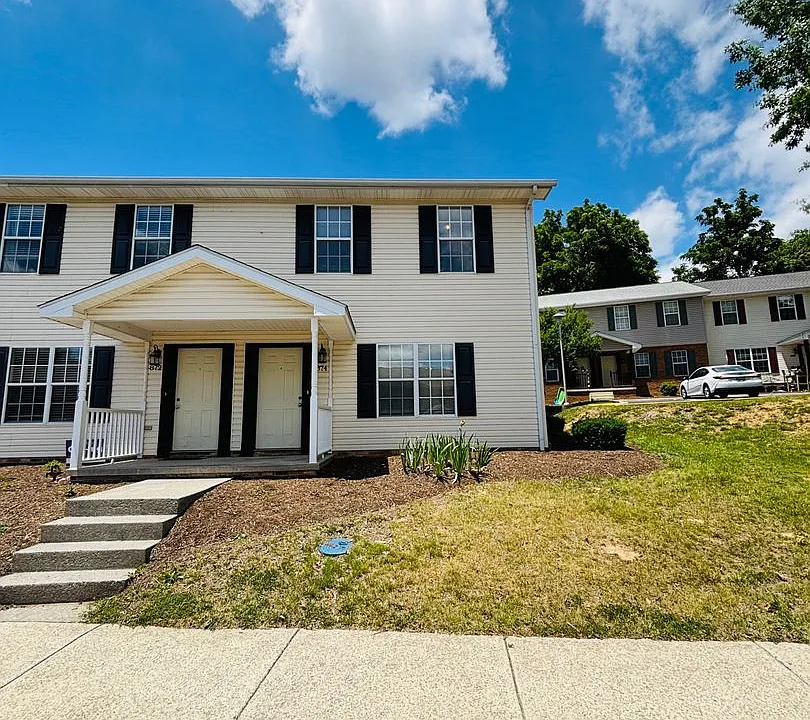 874 Patrick Henry Dr