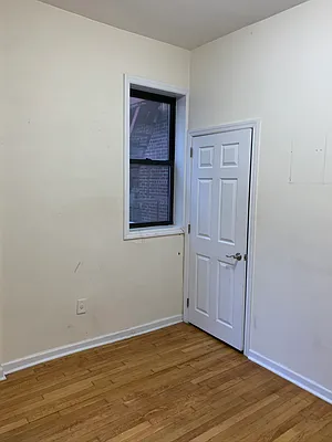 Rented by Urban Real Estate Inc | media 28