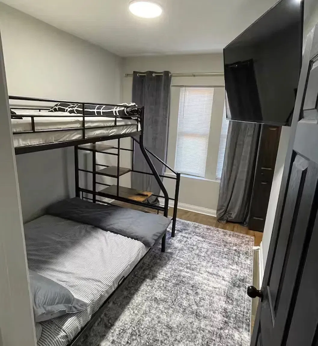 3 bed, 1700 sqft, $2,000 — Photo 3