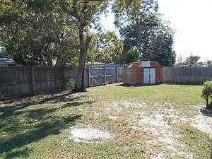 2nd image of 2108 Hess Dr
