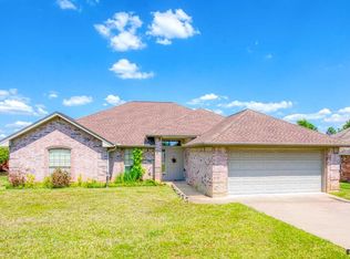 8420 Stonebridge Way, Tyler, TX 75703