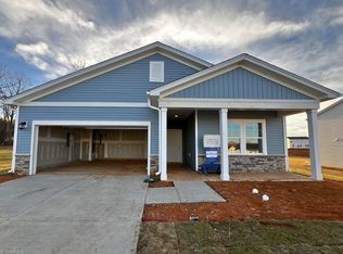 125 Palomino Dr, King, NC 27021