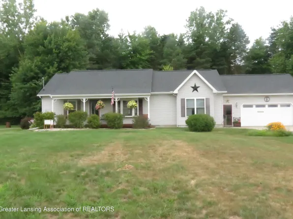 14785 W Brady Rd, Chesaning, MI 48616