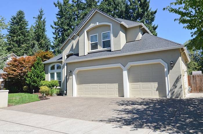 1st image of 410 NE 49th Ave