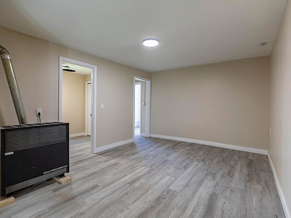 3rd image of 2604 Schrage Ave #1