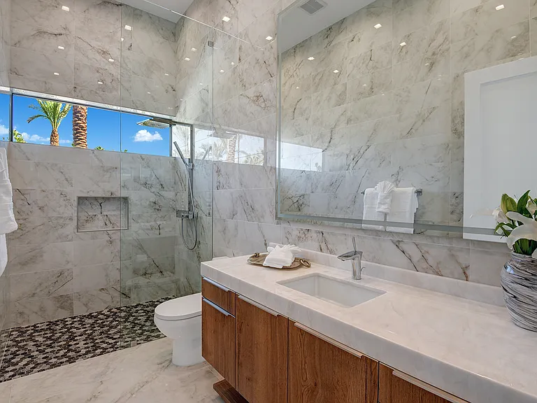 1 Bravo Ct — Photo 32