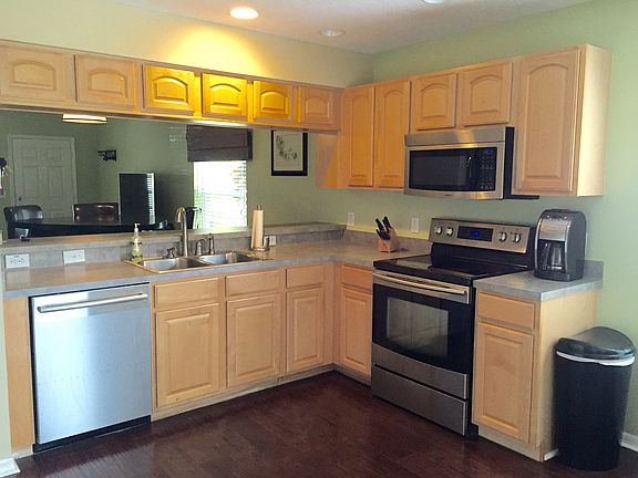 3rd image of 7905 Citrus Blossom Dr