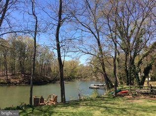 488 Riverview Dr, Edgewater, MD 21037