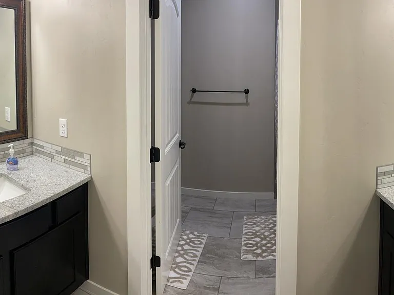 2543 Petaluma Ave — Photo 11