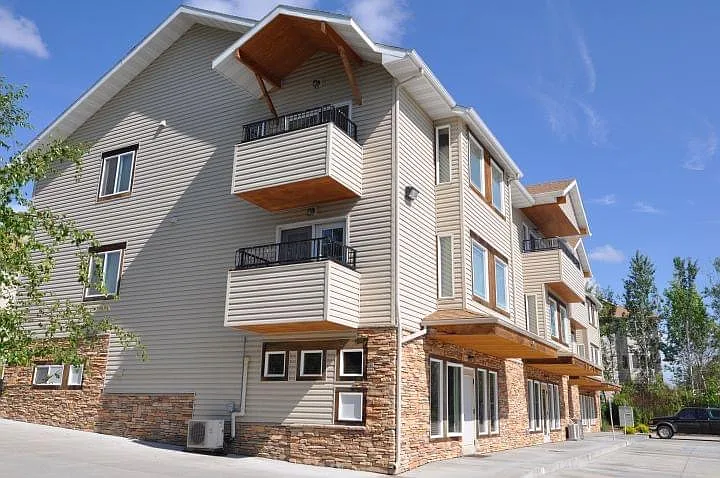 640 Lake Elmo Dr #1 — Photo 8