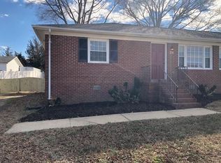 138 Lafayette Ave, Bowling Green, VA 22427