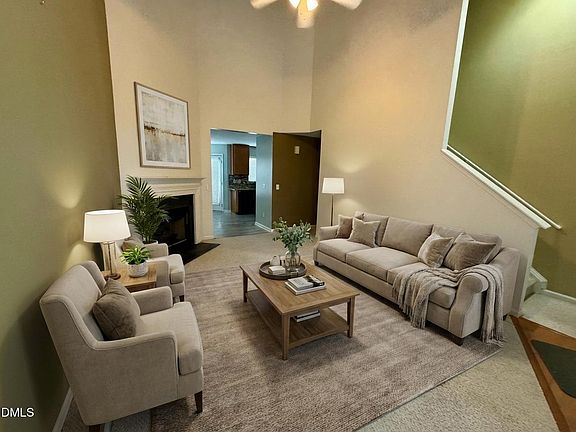 3rd image of 125 River Pearl St