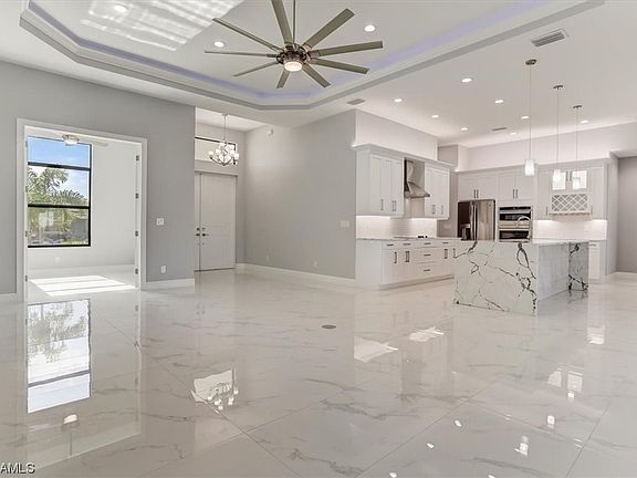3rd image of 4902 SW 25th Court Cpe
